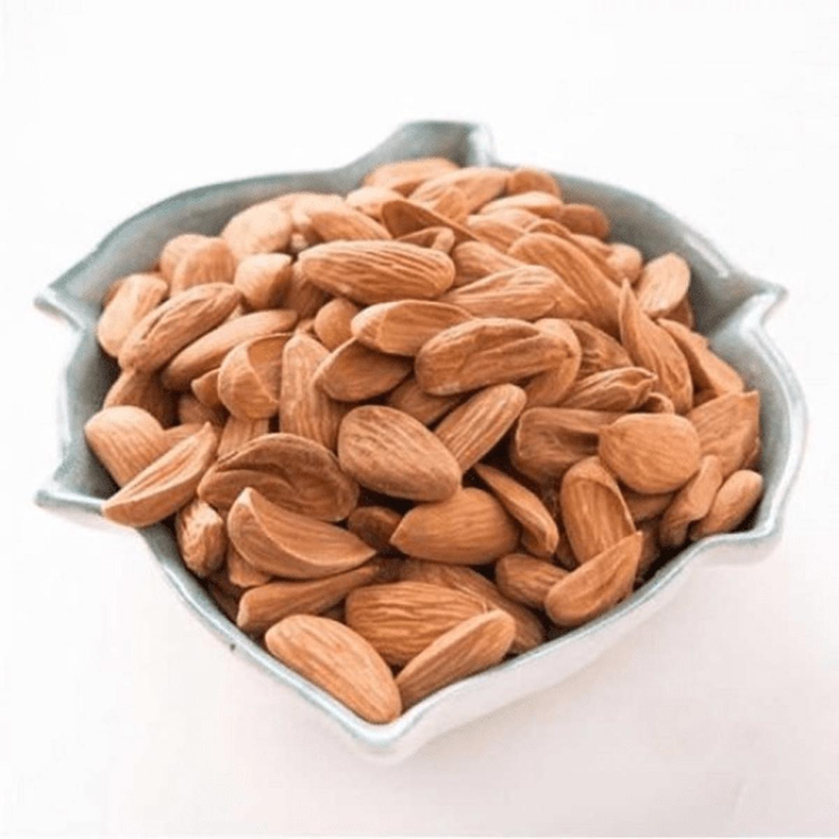 Narayanji Gajak Wale Almonds (Super Mamra small ) - 250 gms
