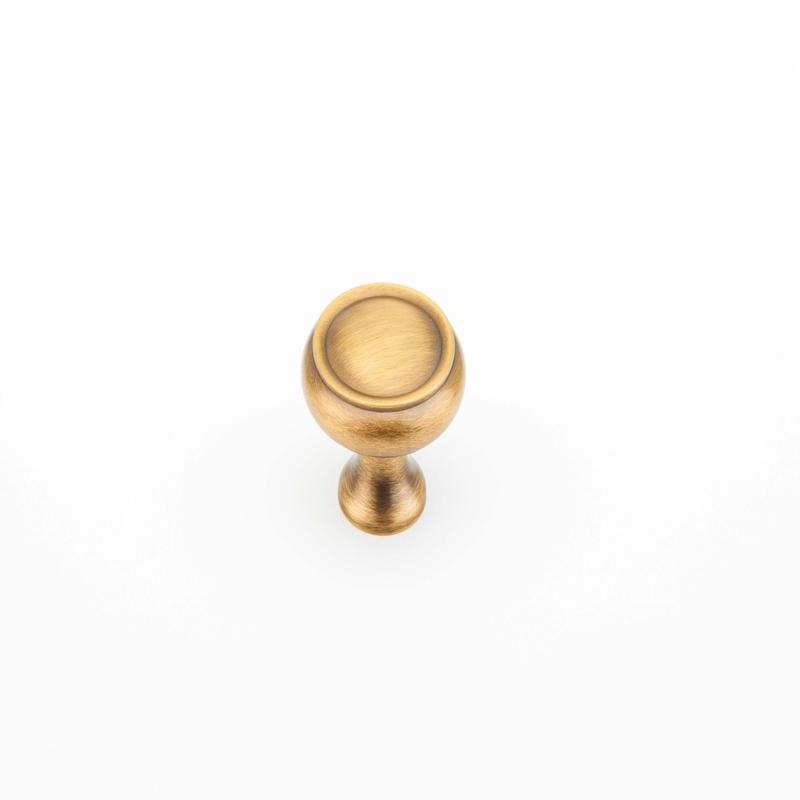 Schaub Knob, Antique Brass, 1.25" dia 711-AB