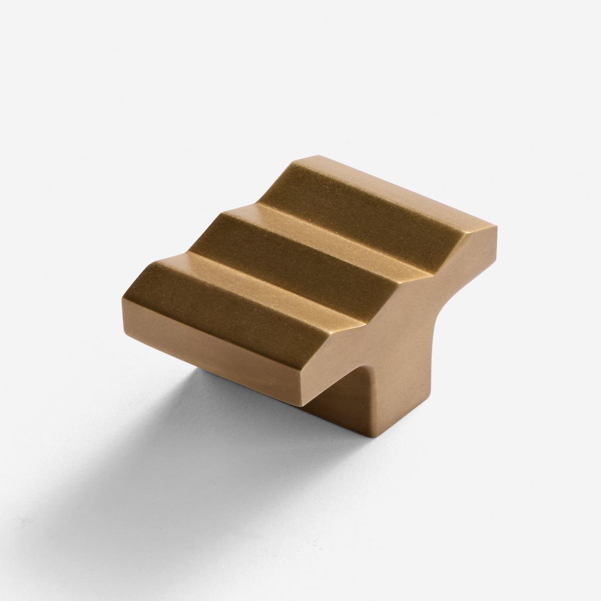 Vallon Cabinet Knob - Aged Brass