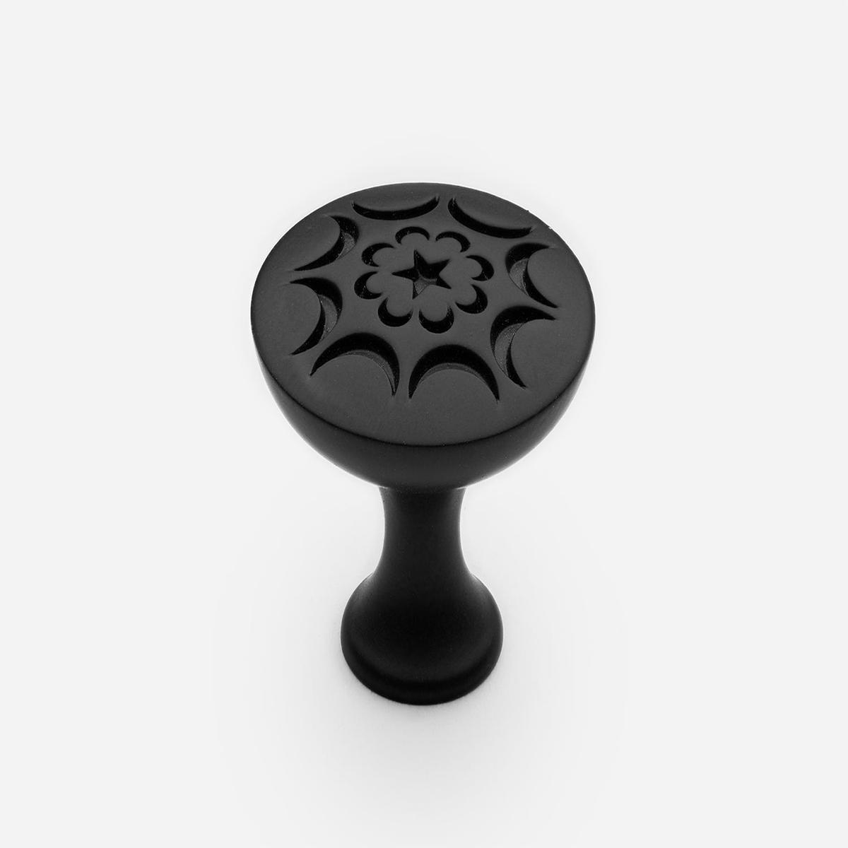 Crescent Knob - Standard | Matte Black