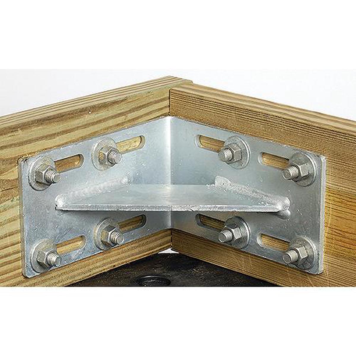 Tie Down Engineering Dock Hardware - Inside Corner 8-1/4L x 5H
